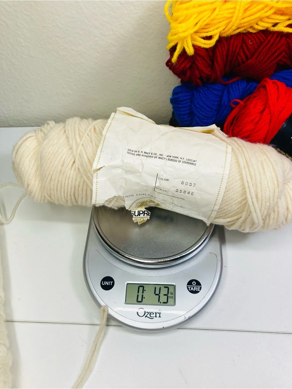 🐱 🐶. ~1.7oz Tagged and Untagged Vintage Yarn Skeins